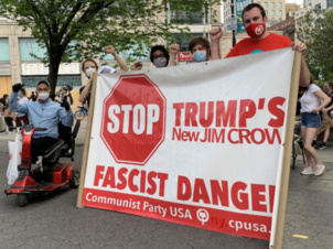 Les communistes sont à la tête de nombreuses manifestations dans les rues de New York Les communistes sont à la tête de nombreuses manifestations dans les rues de New York