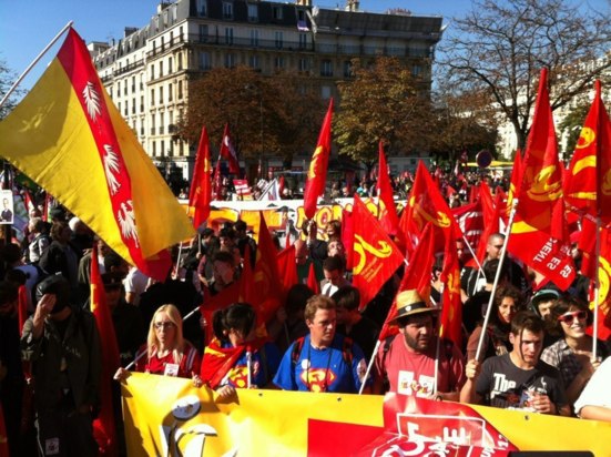 80.000 personnes manifestent contre l'austérité et contre le TSCG à Paris