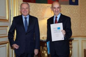 Rapport Gallois / Ayrault : « un coup de massue contre le pouvoir d'achat » Rapport Gallois / Ayrault : « un coup de massue contre le pouvoir d'achat »