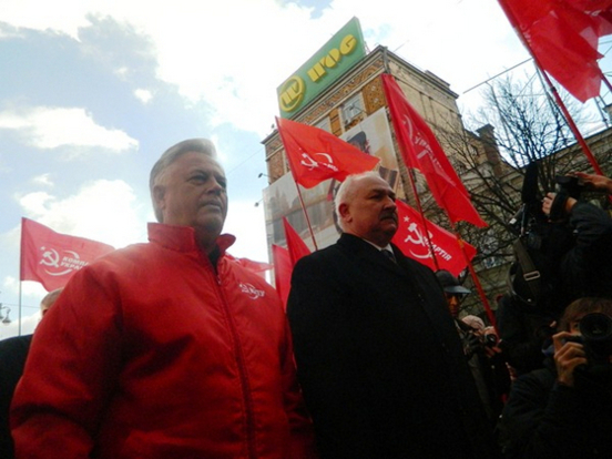 Ukraine/KPU : Immense succès de la célébration du 95ème anniversaire de la révolution d'Octobre