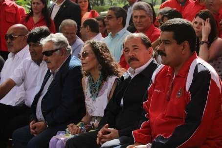 Venezuela: Des milliers de personnes pour soutenir Hugo Chavez
