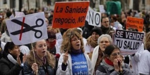 Espagne : manifestation contre la privatisation du système de santé à Madrid