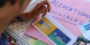 Taxer les allocations familiales : le gouvernement marche sur des oeufs Taxer les allocations familiales : le gouvernement marche sur des oeufs