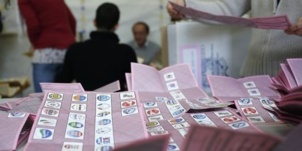 Législatives en Italie : le centre-gauche en tête mais sans majorité, les communistes au plus bas depuis 1945 Législatives en Italie : le centre-gauche en tête mais sans majorité, les communistes au plus bas depuis 1945