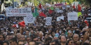 1,5 millions de portugais contre la troïka, l'Europe des marchés, pour un peuple souverain ! 1,5 millions de portugais contre la troïka, l'Europe des marchés, pour un peuple souverain !