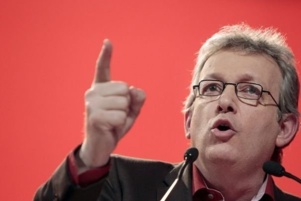 Chômage : "le gouvernement doit prendre la mesure de la réalité" (Pierre Laurent) Chômage : "le gouvernement doit prendre la mesure de la réalité" (Pierre Laurent)