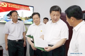 Xi Jinping appelle les membres du PCC à maintenir la Chine rouge