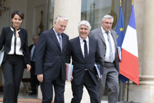 Vacances des ministres: Le PCF pense aux «vrais oubliés des vacances» Vacances des ministres: Le PCF pense aux «vrais oubliés des vacances»