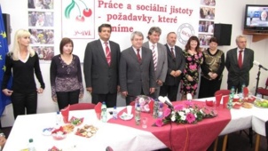 Déclaration du Comité exécutif de la KSČM sur la situation politique en République Tchèque Déclaration du Comité exécutif de la KSČM sur la situation politique en République Tchèque