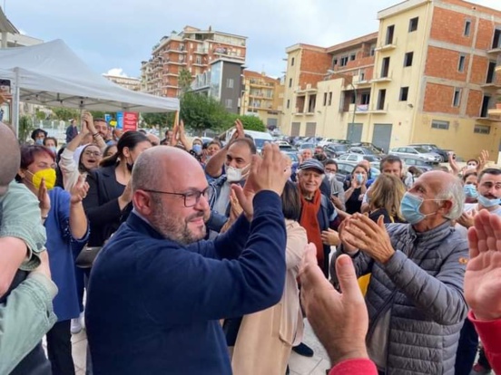 Le communiste Antonio Palumbo est élu maire de Favara en Sicile