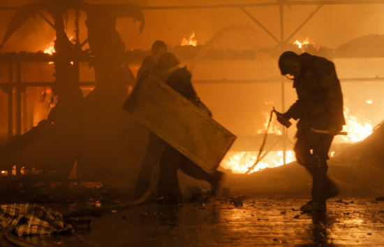 25 morts, 300 blessés à Kiev et l'ouest du pays qui s'embrase, l'Ukraine cours vers la guerre civile