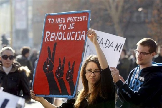 Bosnie-Herzégovine : une révolution « à deux heures d'avion de Paris ».