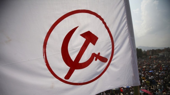 Deux partis communistes majeurs au Népal pourraient fusionner