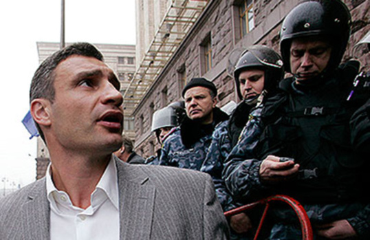 Ukraine : La sinistre place Maïdan s'embrase de nouveau