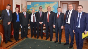 Guennadi Ziouganov (KPRF) rencontre l'ambassadeur français en Russie Guennadi Ziouganov (KPRF) rencontre l'ambassadeur français en Russie