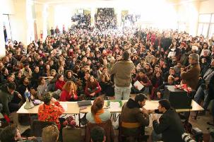 Le mouvement étudiant s'amplifie Le mouvement étudiant s'amplifie