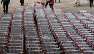 Les salariés de la grande distribution en lutte Les salariés de la grande distribution en lutte