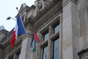 Seine-Saint Denis: Des drapeaux palestiniens hissés sur des mairies communistes