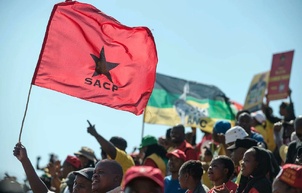 Le Parti communiste sud-africain participera aux prochaines élections sous sa propre bannière Le Parti communiste sud-africain participera aux prochaines élections sous sa propre bannière