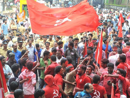 Inde : Triomphe des communistes aux élections locales du Kerala