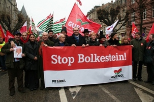 Le PCF avec les partis communistes européens ou avec le PGE? Le PCF avec les partis communistes européens ou avec le PGE?