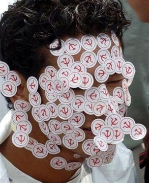 Népal: Les communistes contrôlent 331 sièges sur 601 Népal: Les communistes contrôlent 331 sièges sur 601