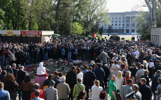 Odessa rend hommage à ses héros dans une situation très tendue