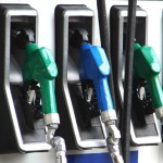 Panique à la pompe pour l'essence chère et rare