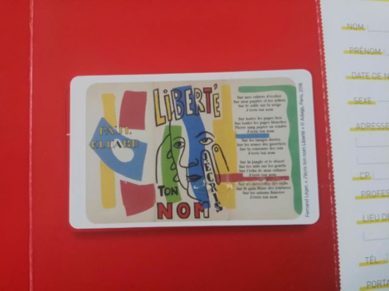 La nouvelle carte du PCF est arrivée, sans faucille et marteau, mais ...