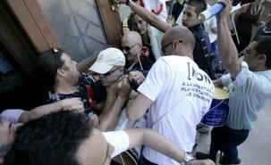 Les fascistes attaquent la CGT Les fascistes attaquent la CGT