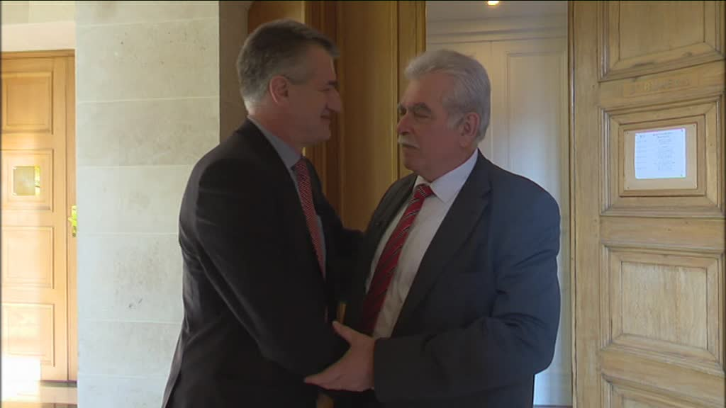 Fils de berger, fils d'ouvrier, les porte-voix des campagnes meurtries Fils de berger, fils d'ouvrier, les porte-voix des campagnes meurtries