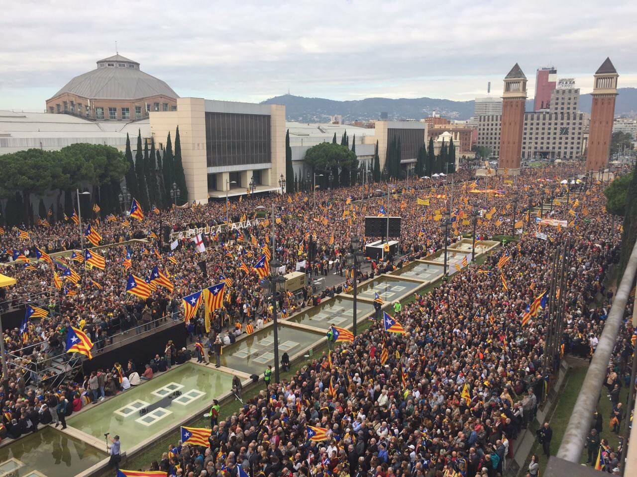 Procès politiques contre les institutions catalanes : plusieurs élus risquent des peines d’inéligibilité et/ou de prison Procès politiques contre les institutions catalanes : plusieurs élus risquent des peines d’inéligibilité et/ou de prison