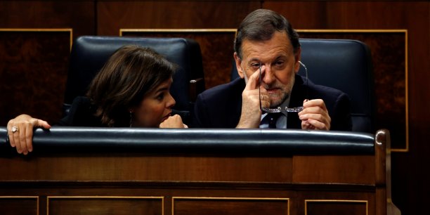 Espagne : Le parlement vote la hausse de 40% du salaire minimum, malgré l'opposition du gouvernement Espagne : Le parlement vote la hausse de 40% du salaire minimum, malgré l'opposition du gouvernement