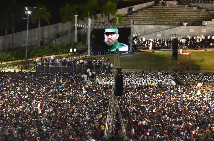 Un peuple uni dit adieu à leur « Comandante » Fidel Castro