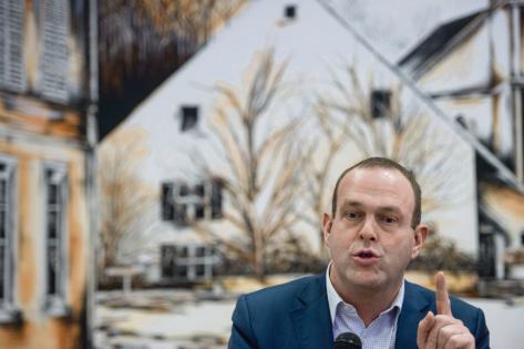 Comment les maires FN musèlent les associations de solidarité