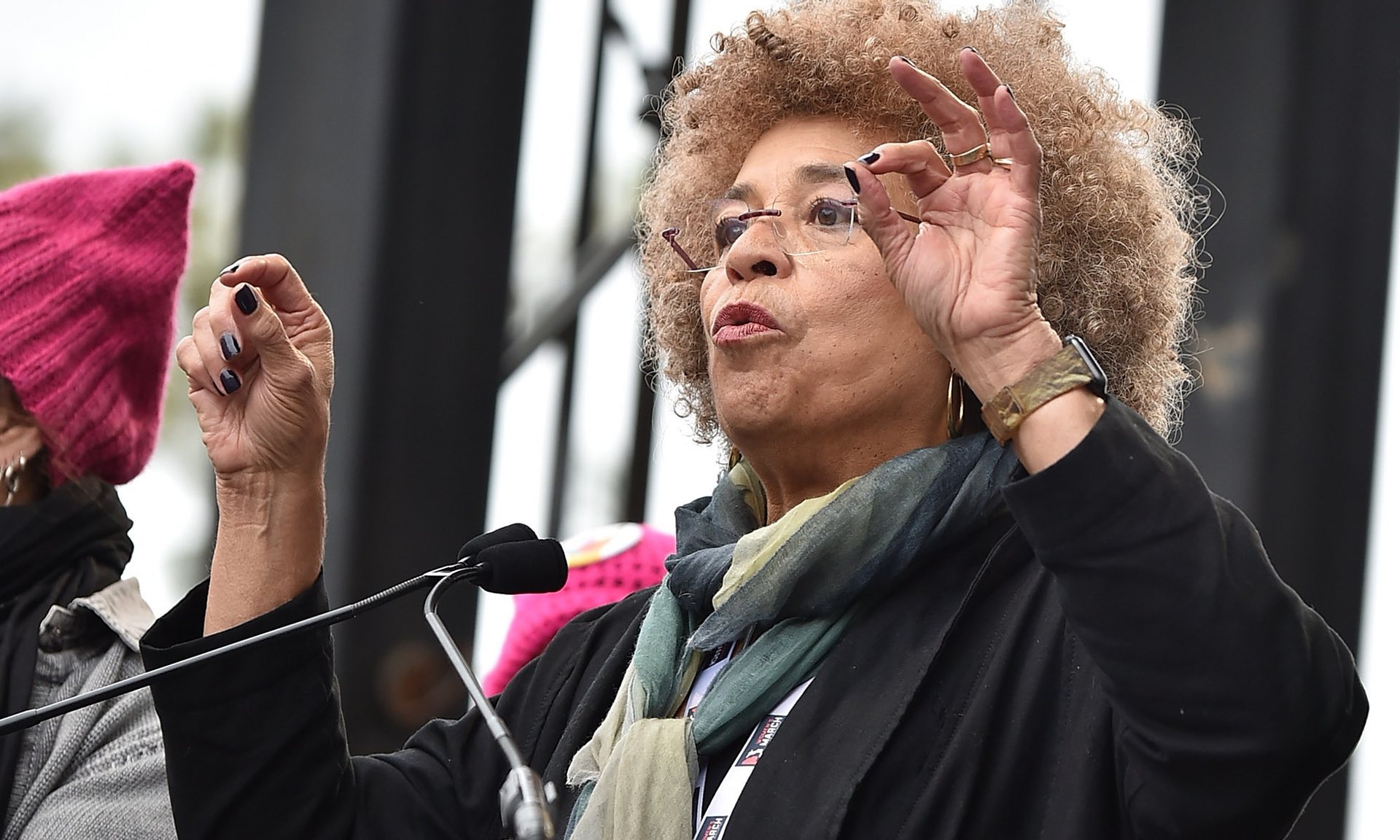 Angela Davis appelle à la résistance collective Angela Davis appelle à la résistance collective