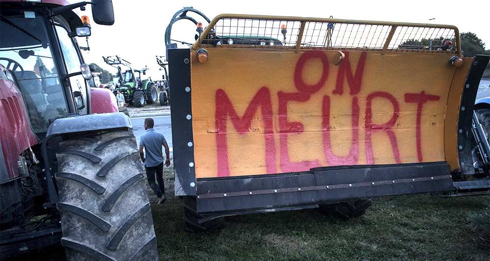 Xavier Beulin, mort d'un homme d'affaire millionnaire qui vivait loin des réalités du monde paysan Xavier Beulin, mort d'un homme d'affaire millionnaire qui vivait loin des réalités du monde paysan