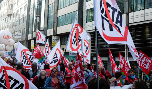 "Pour défendre nos droits et notre souveraineté, il faut quitter l'Union européenne" (PCE)