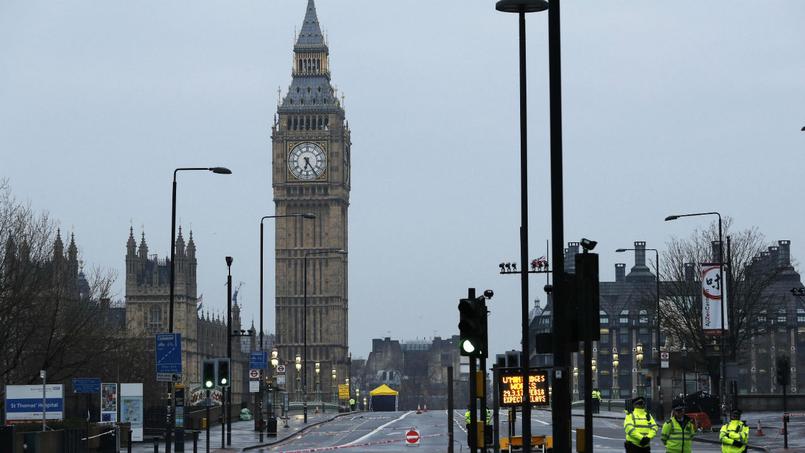 Attentat de Londres : "pensée émue aux victimes, aux blessés et ma solidarité au peuple britannique"