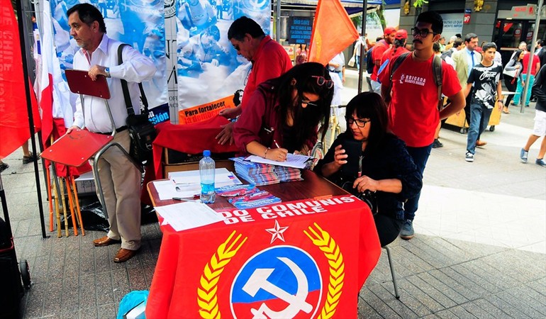 Avec 67.379 adhérents, le Parti communiste est le plus important parti du Chili