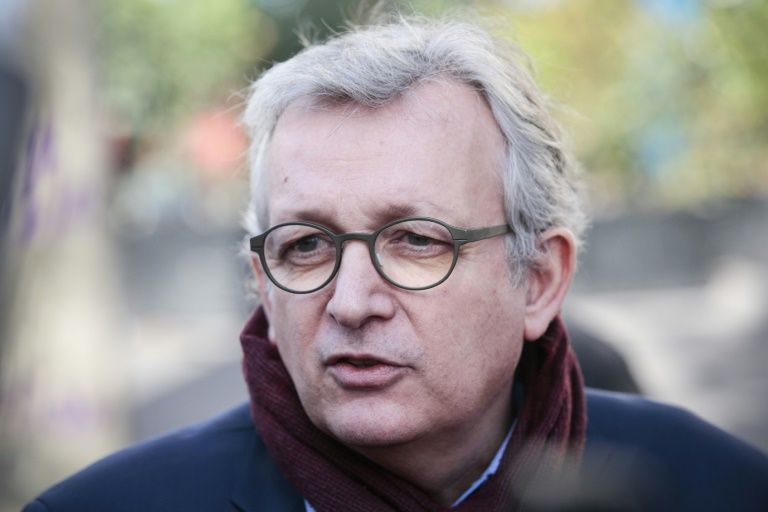 "Merci Monseigneur" ironise Pierre Laurent sur le soutien de Mélenchon à des candidats communistes