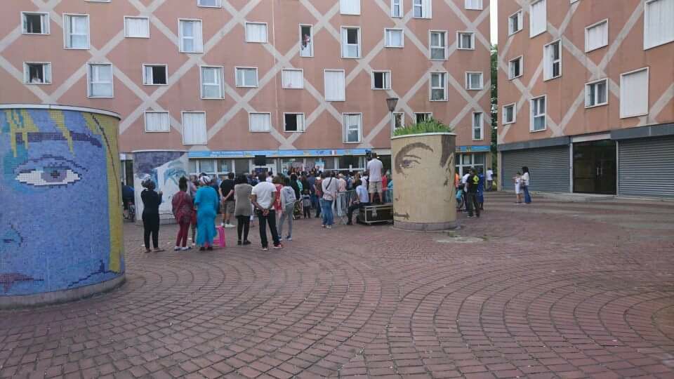 Grigny : Jean-Luc Mélenchon fait pschitttt Grigny : Jean-Luc Mélenchon fait pschitttt