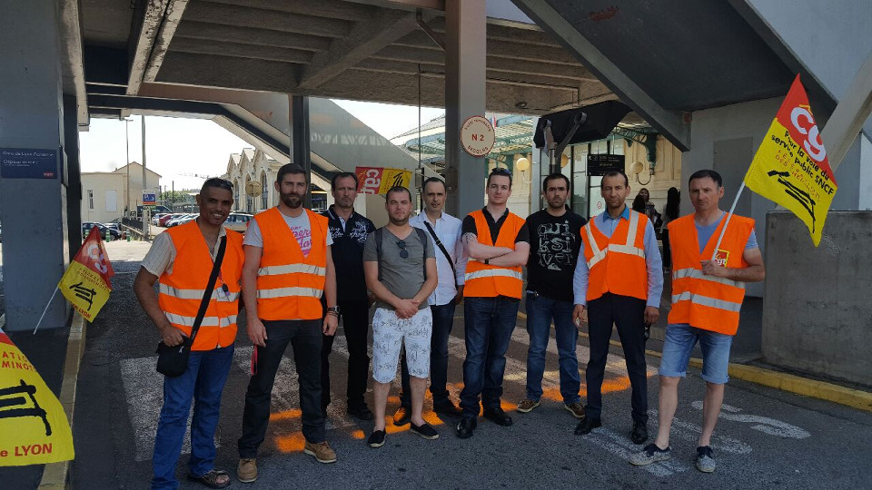 Loi Macron : Les Ouibus Lyon en grève contre leur liquidation