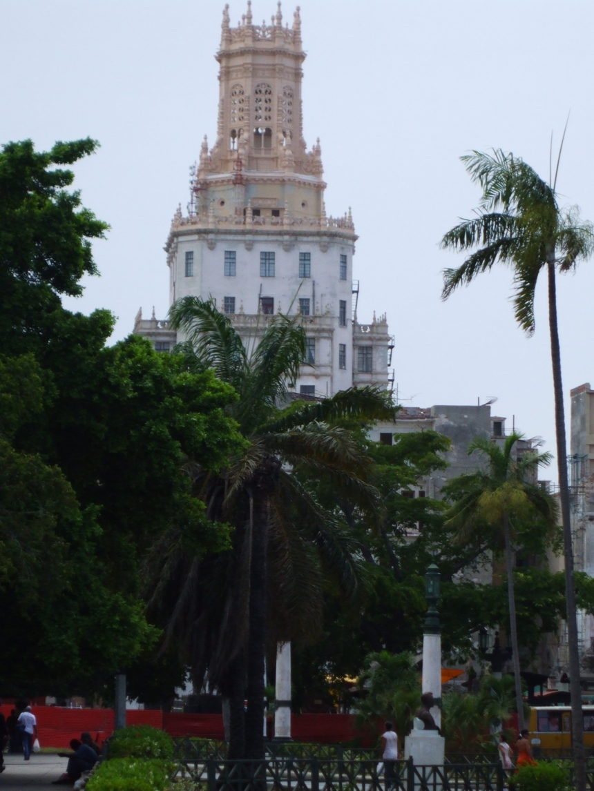 Ballade à la Havane : Le capitole et ses alentours (partie 3) Ballade à la Havane : Le capitole et ses alentours (partie 3)