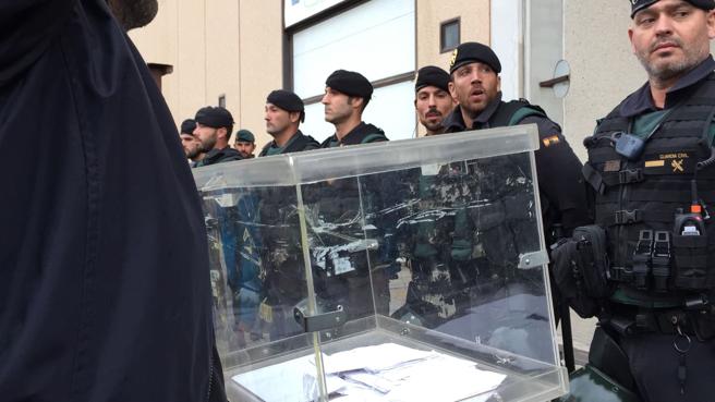 [ALERTE] La Guardia Civil envahit les rédactions des journaux catalans