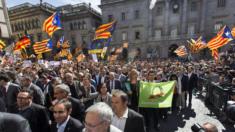 60% des catalans annoncent vouloir participer au référendum et placer l'indépendance en tête 60% des catalans annoncent vouloir participer au référendum et placer l'indépendance en tête