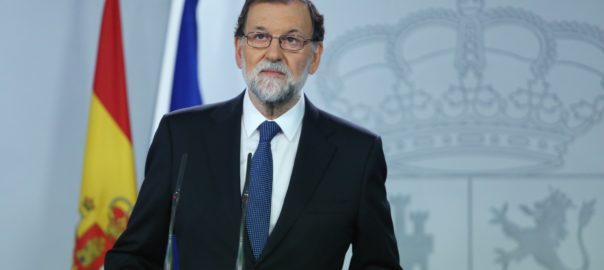 Mariano Rajoy ouvre la voie à la suspension de l'autonomie de la Catalogne