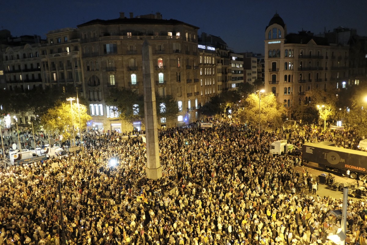 Les catalans sont massivement descendus dans les rue pour exiger la libération des "Jordis"
