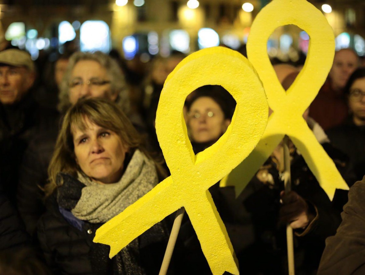 La Justice espagnole interdit l'utilisation du "jaune" en Catalogne