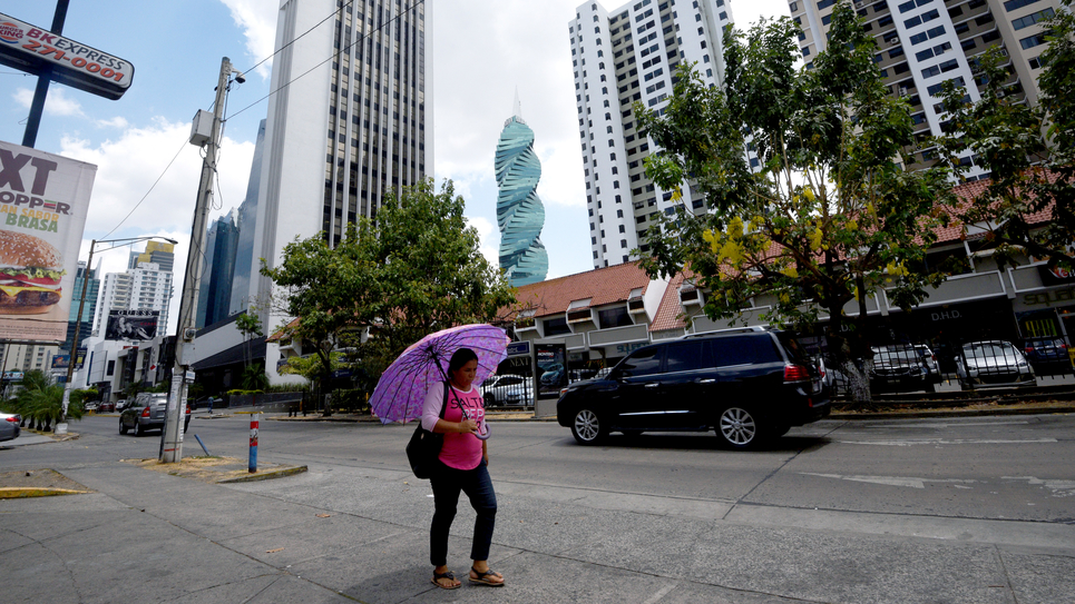 Liste noire des paradis fiscaux de l'UE : « C’est une mascarade, une plaisanterie » selon le sénateur PCF Eric Bocquet